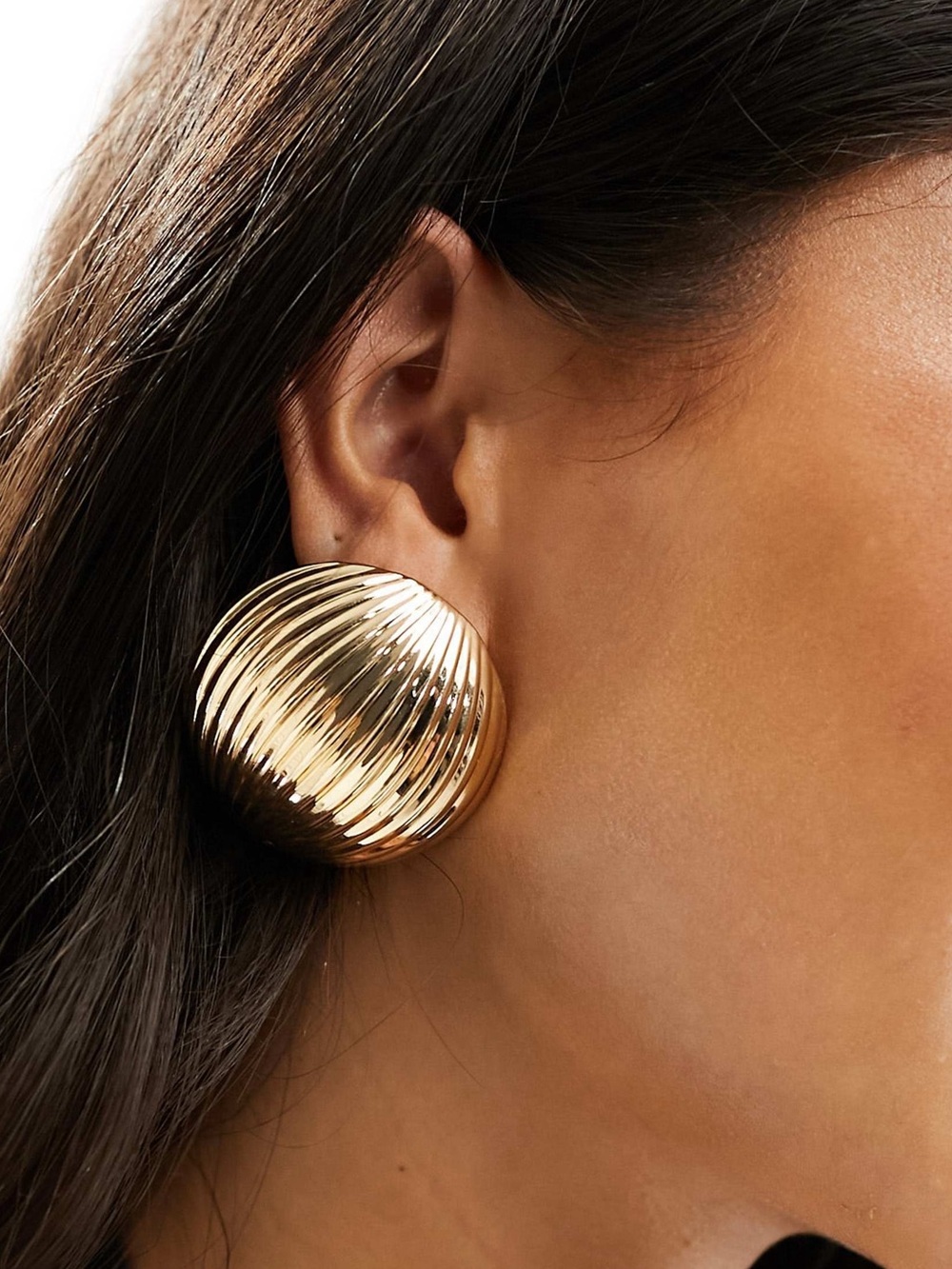 Elegant Gold Sphere Earrings